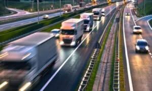 mezzi di trasporto per merci su strade nazionali ed internazionali